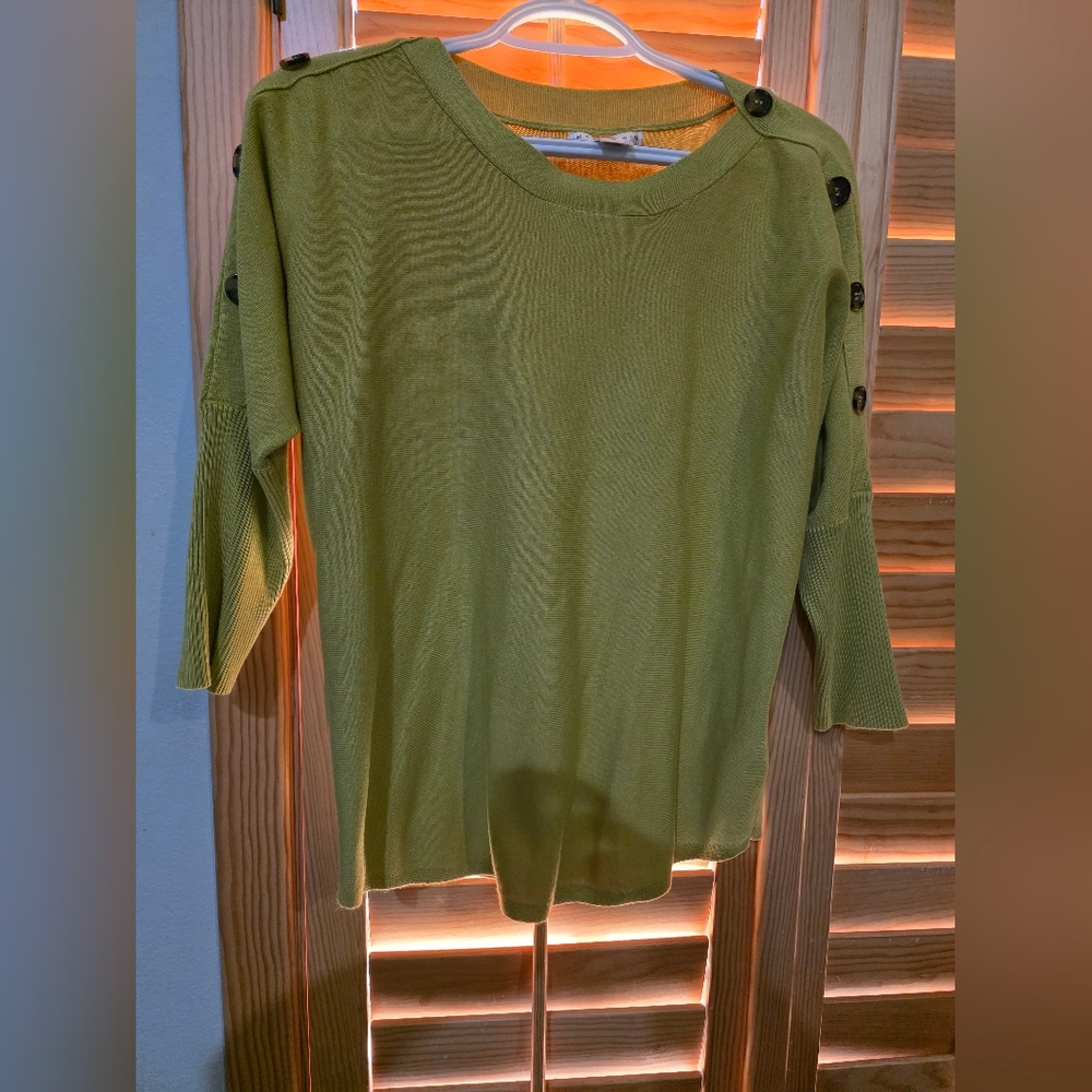 Max Studio Forest Green Knit Top